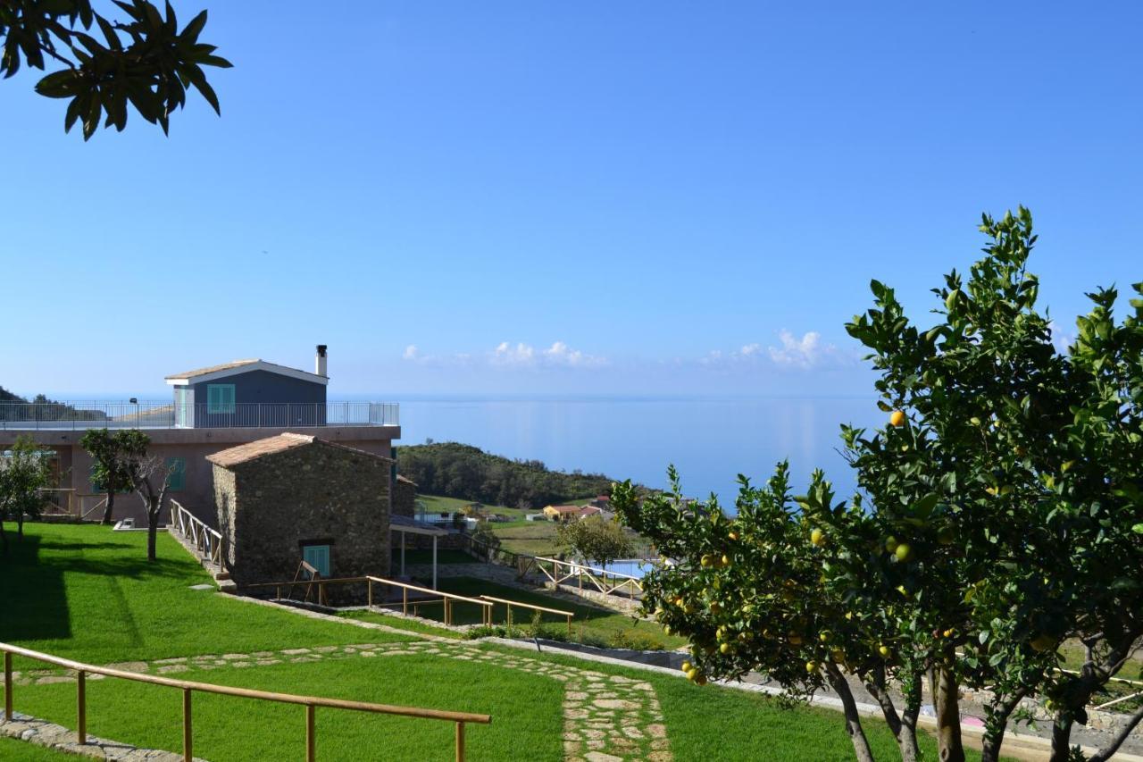 Resort Borgo Rosso Di Sera San Lucido